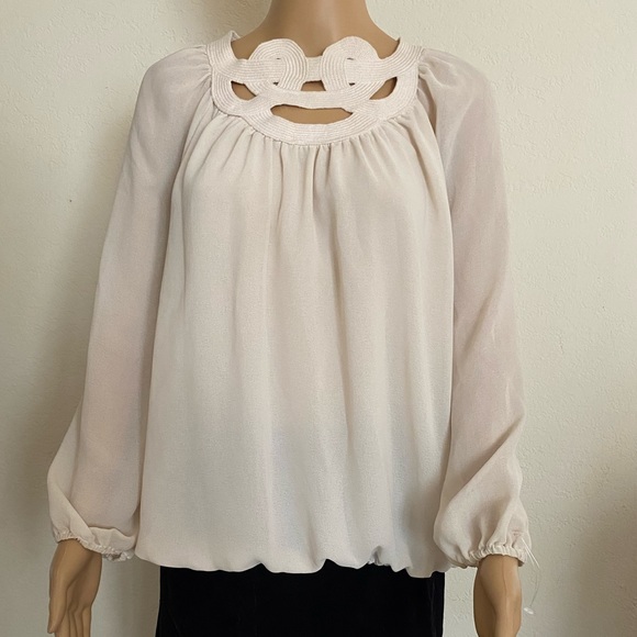 STUDIO M Romantic Chiffon Long Sleeves Size L - Picture 1 of 3